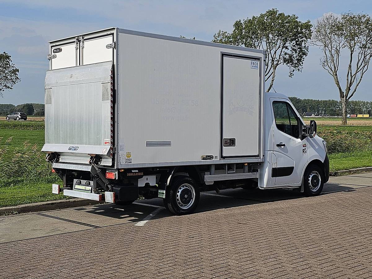 Renault Master RENAULT MASTER 2.3 Koelwagen, FRIGO, Dag/ Nacht , LAADKLEP, zijdeur, Thermoking!