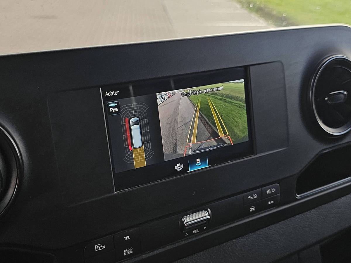 Mercedes-Benz Sprinter MERCEDES-BENZ SPRINTER 315 L2H2 LED Mbux Camera 150Pk RWD-Achterwielaandrijving BPM-Vrij Lm-Velgen!