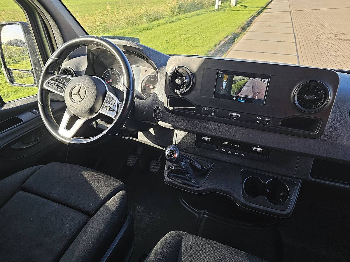 Mercedes-Benz Sprinter MERCEDES-BENZ SPRINTER 315 L2H2 LED Mbux Camera 150Pk RWD-Achterwielaandrijving BPM-Vrij Lm-Velgen!