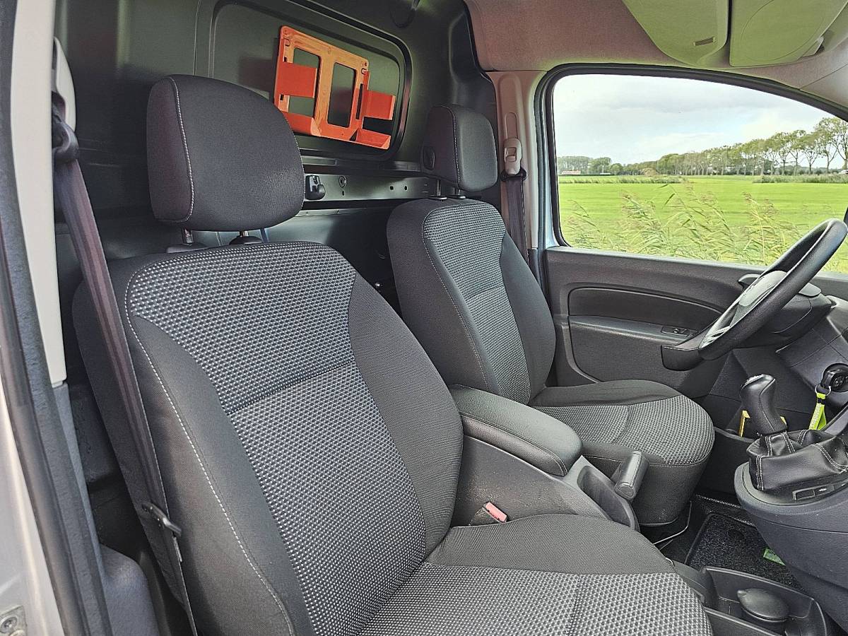 Mercedes-Benz Citan MERCEDES-BENZ CITAN 109 CDI XL ac trekhaak