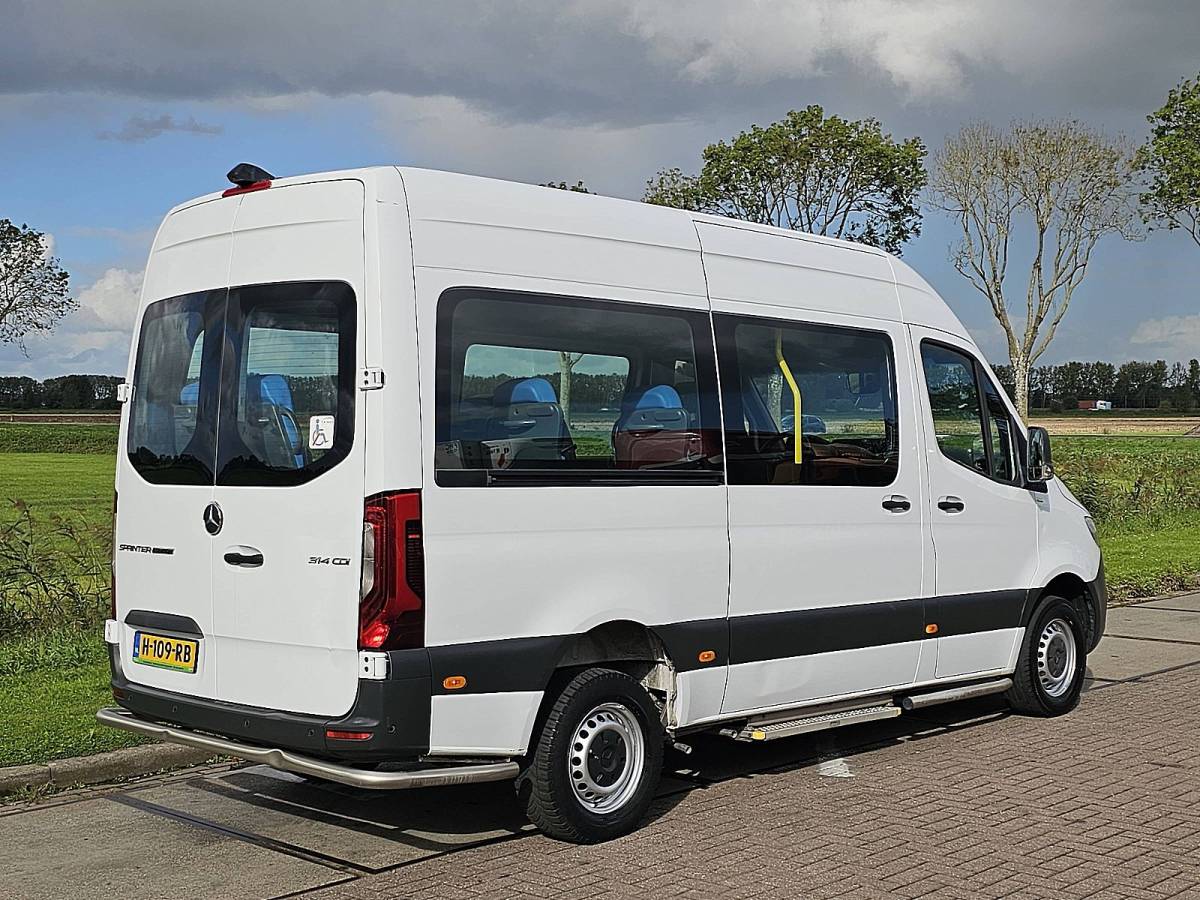 Mercedes-Benz Sprinter MERCEDES-BENZ SPRINTER 314 9 persoons LED inclusief 4447 rest BPM Netto EU exportprijs 23450,00