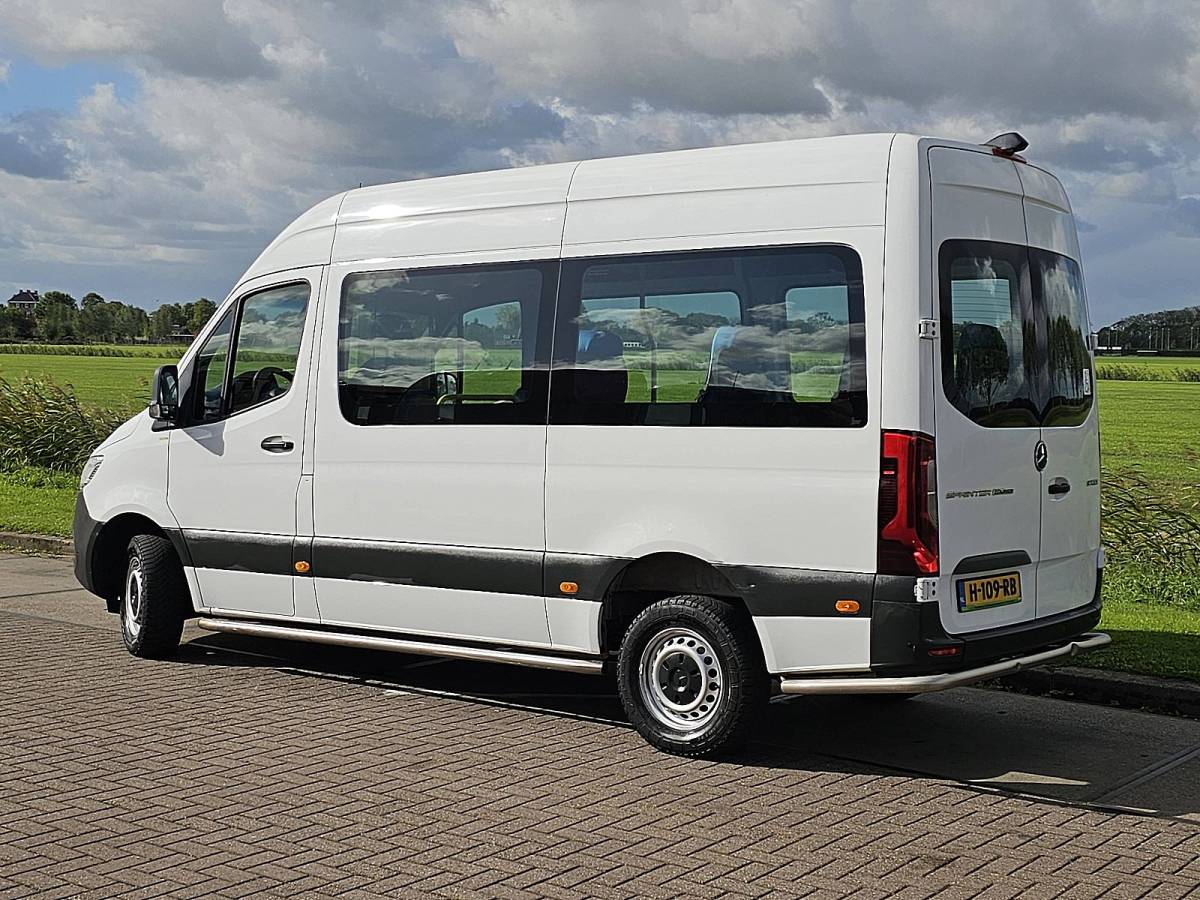 Mercedes-Benz Sprinter MERCEDES-BENZ SPRINTER 314 9 persoons LED inclusief 4447 rest BPM Netto EU exportprijs 23450,00