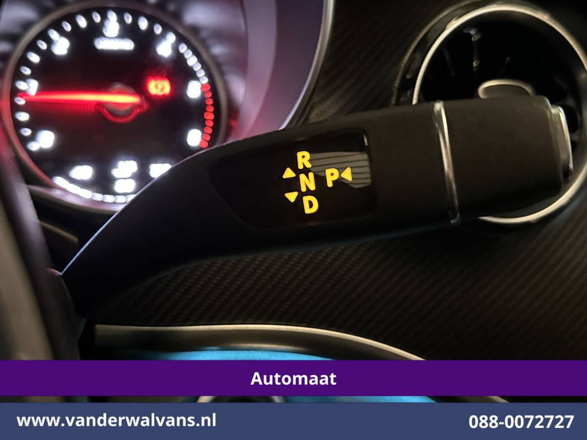 Mercedes-Benz V-Klasse Mercedes-Benz V-klasse 300d 237pk 9G-Tronic Automaat L3H1 Dubbele Cabine Euro6 Airco | 5-Zits | 2x elektrische zijdeur | Camera | Navigatie | LED, Leder, LM Velgen, Apple Carplay, Android Auto, Adaptieve Cruisecontrol, Stoelkoeling/verwarming, Elektrisch bedienbare achterklep, Parkeersensoren