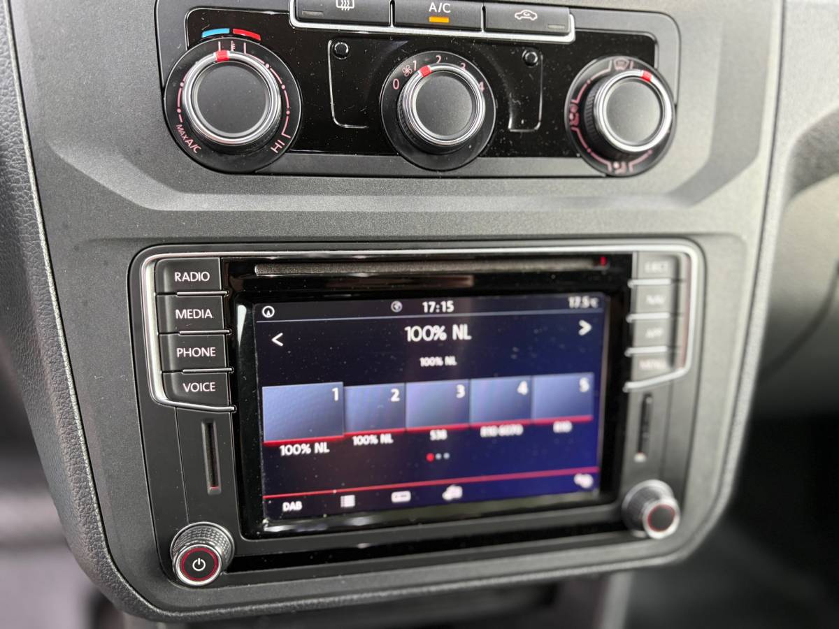 Volkswagen Caddy Volkswagen Caddy 2.0 TDI L2H1 BMT 4Motion|AUTOMAAT|NAP|trekhaak|airco|cruise|apple carplay|elektrisch pakket|EURO6