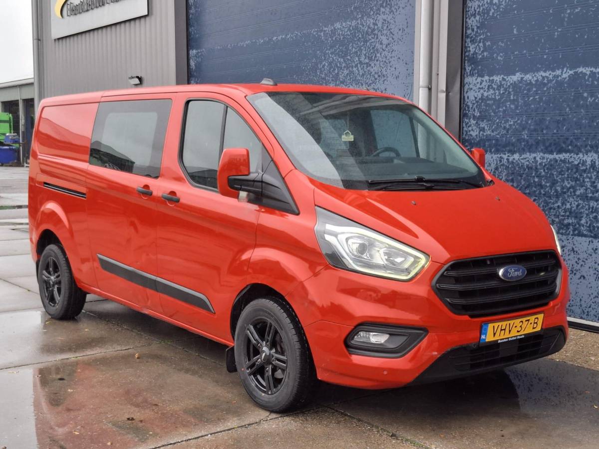 Ford Transit Custom Ford Transit Custom 300 2.0 TDCI L2H1 Trend DC DUBBEL CABINE / AIRCO / CRUISE CONTROLE / TREKHAAK