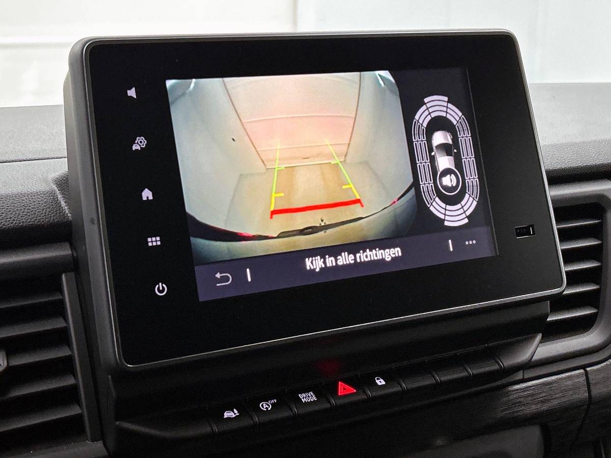 Renault Trafic Renault Trafic 2.0 Blue dCi 150 EDC T30 L2H1 Advance Dubbele Cabine Navigatie Airco Lichtmetalen velgen Betimmering Trekhaak Camera Parkeer sensoren Dab