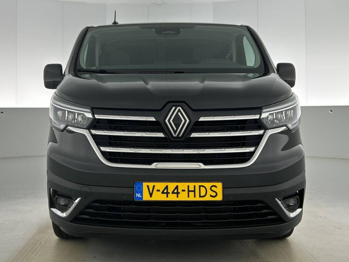Renault Trafic Renault Trafic 2.0 Blue dCi 150 EDC T30 L2H1 Advance Dubbele Cabine Navigatie Airco Lichtmetalen velgen Betimmering Trekhaak Camera Parkeer sensoren Dab