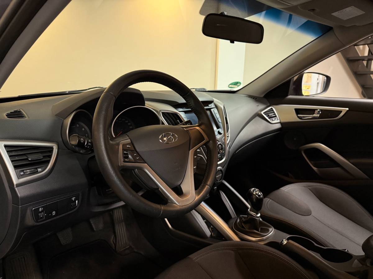 Hyundai Veloster Hyundai Veloster 1.6 GDI i-Motion *140Pk!* All-seasons|LED|17”|Airco|Elektr.Pakket|Autom.Ruitenwissers|Isofix|Betrouwbaar!