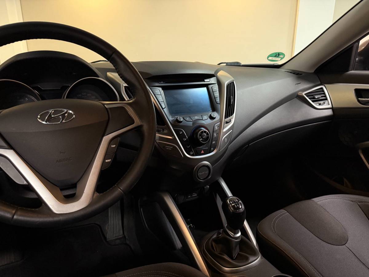 Hyundai Veloster Hyundai Veloster 1.6 GDI i-Motion *140Pk!* All-seasons|LED|17”|Airco|Elektr.Pakket|Autom.Ruitenwissers|Isofix|Betrouwbaar!