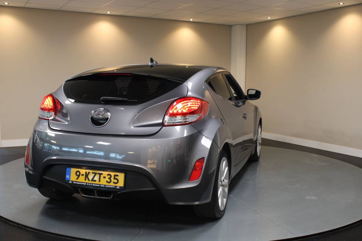 Hyundai Veloster Hyundai Veloster 1.6 GDI i-Motion *140Pk!* All-seasons|LED|17”|Airco|Elektr.Pakket|Autom.Ruitenwissers|Isofix|Betrouwbaar!