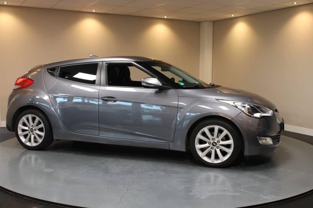 Hyundai Veloster Hyundai Veloster 1.6 GDI i-Motion *140Pk!* All-seasons|LED|17”|Airco|Elektr.Pakket|Autom.Ruitenwissers|Isofix|Betrouwbaar!
