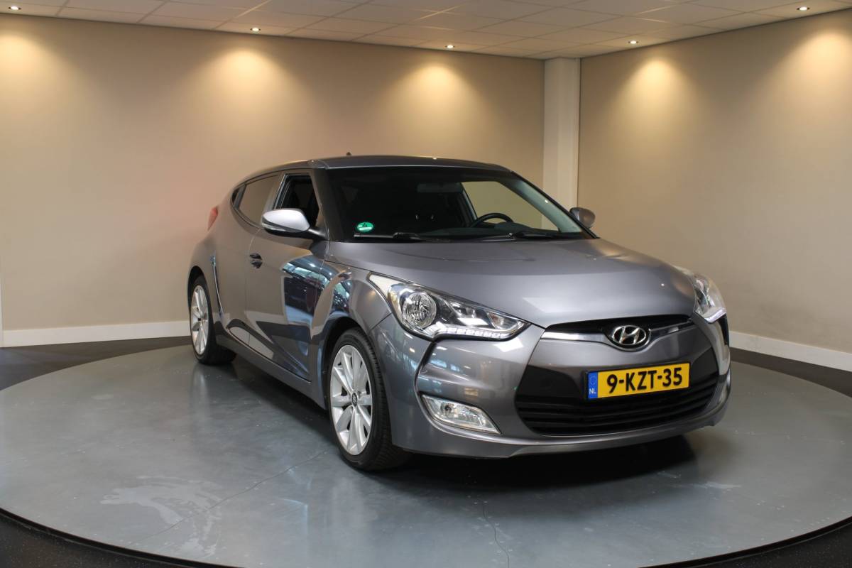 Hyundai Veloster Hyundai Veloster 1.6 GDI i-Motion *140Pk!* All-seasons|LED|17”|Airco|Elektr.Pakket|Autom.Ruitenwissers|Isofix|Betrouwbaar!