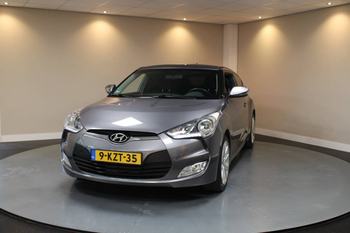 Hyundai Veloster Hyundai Veloster 1.6 GDI i-Motion *140Pk!* All-seasons|LED|17”|Airco|Elektr.Pakket|Autom.Ruitenwissers|Isofix|Betrouwbaar!