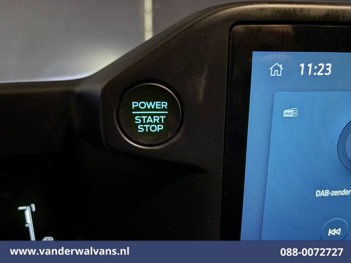 Ford Transit Custom Ford Transit Custom 2.0 TDCI L2H1 Euro6 Airco | Camera | LED | Apple Carplay | Cruisecontrol Android Auto, Verwarmde voorruit, Parkeersensoren, Bijrijdersbank