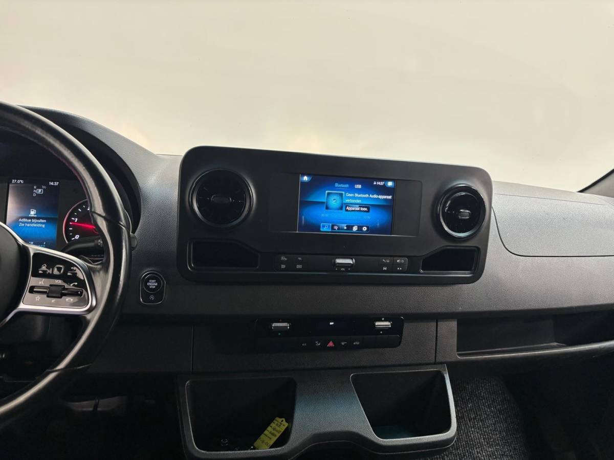 Mercedes-Benz Sprinter Mercedes-Benz Sprinter 315 1.9 CDI L2H2 RWD Automaat 9-G tronic Airco Navigatie Camera Cruise control 3Zits Electra pakket DAB