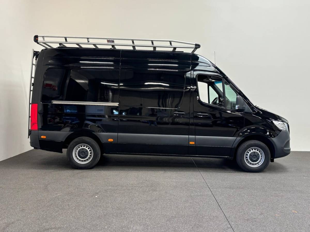 Mercedes-Benz Sprinter Mercedes-Benz Sprinter 315 1.9 CDI L2H2 RWD Automaat 9-G tronic Airco Navigatie Camera Cruise control 3Zits Electra pakket DAB