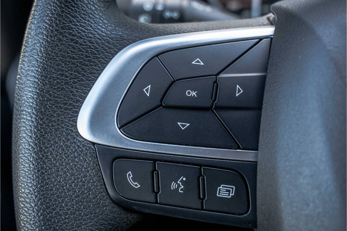 Iveco Daily Iveco Daily 3.0L 40C18 | N1 | L4H2 | Cruise | Volledig Ingericht | Airco | Trekhaak | Imperiaal