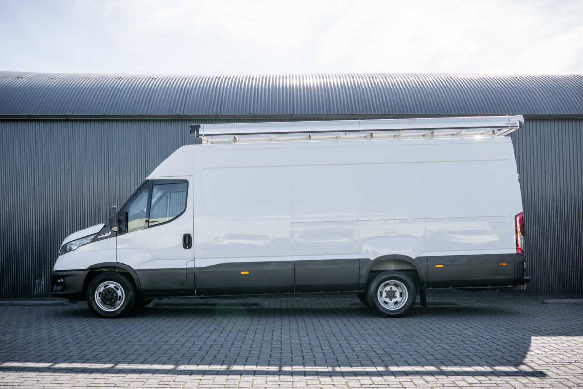 Iveco Daily Iveco Daily 3.0L 40C18 | N1 | L4H2 | Cruise | Volledig Ingericht | Airco | Trekhaak | Imperiaal
