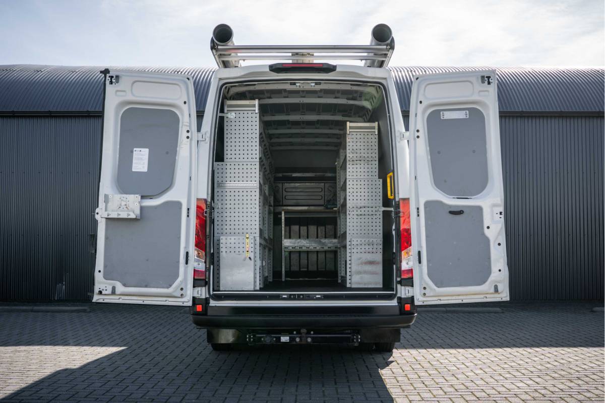 Iveco Daily Iveco Daily 3.0L 40C18 | N1 | L4H2 | Cruise | Volledig Ingericht | Airco | Trekhaak | Imperiaal