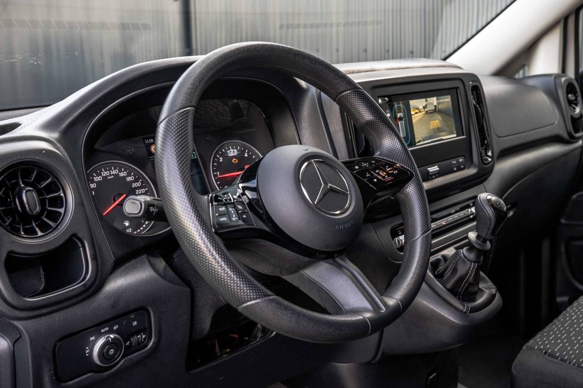 Mercedes-Benz Vito Mercedes-Benz Vito 116 CDI | Facelift | 3-Zits | Camera | Cruise | PDC | Stoelverw. | Airco