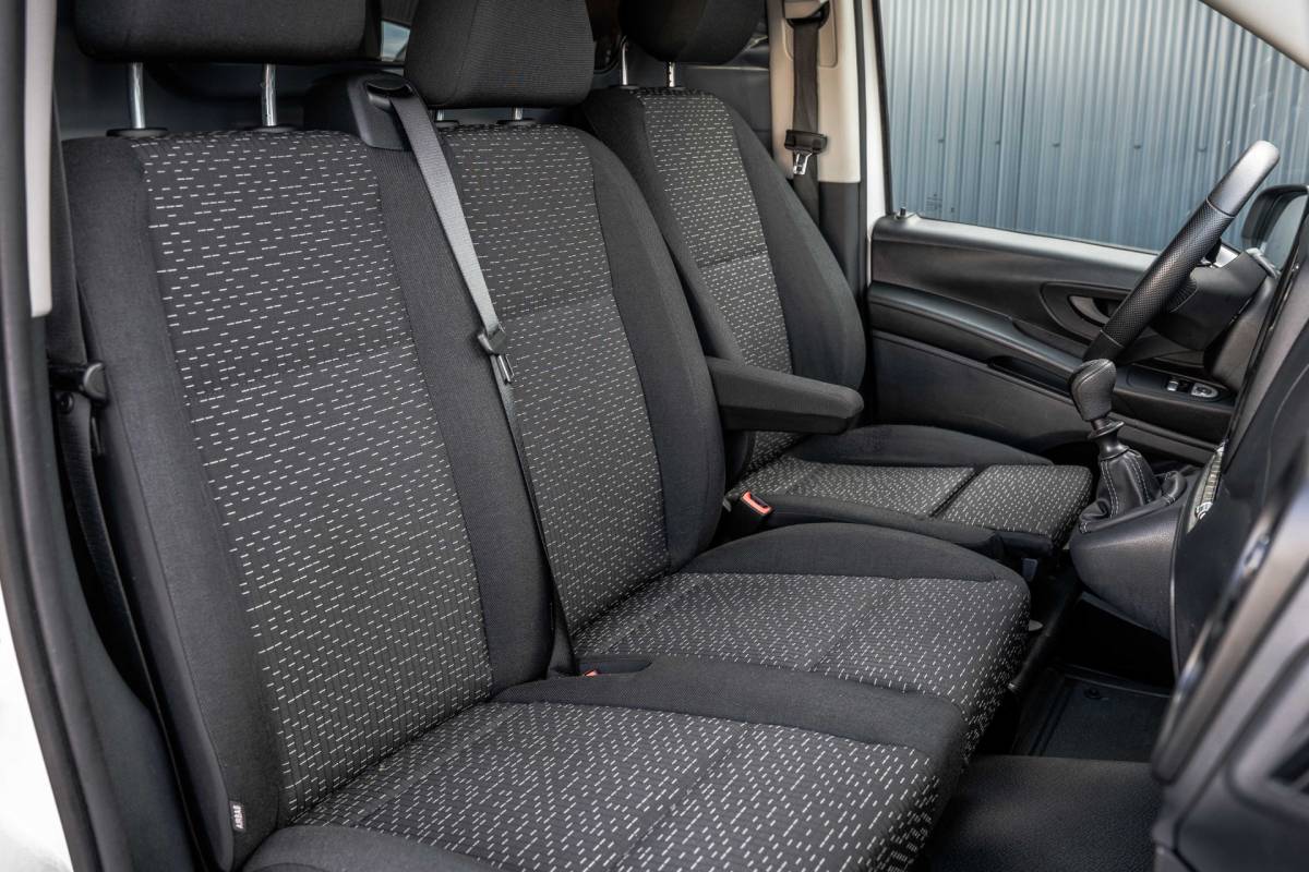 Mercedes-Benz Vito Mercedes-Benz Vito 116 CDI | Facelift | 3-Zits | Camera | Cruise | PDC | Stoelverw. | Airco