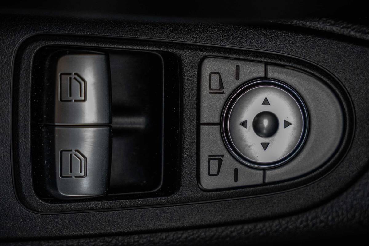 Mercedes-Benz Vito Mercedes-Benz Vito 116 CDI | Facelift | 3-Zits | Camera | Cruise | PDC | Stoelverw. | Airco