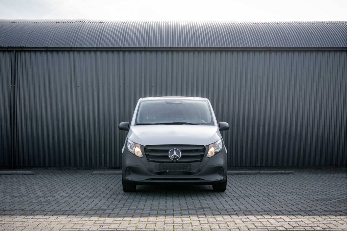 Mercedes-Benz Vito Mercedes-Benz Vito 116 CDI | Facelift | 3-Zits | Camera | Cruise | PDC | Stoelverw. | Airco