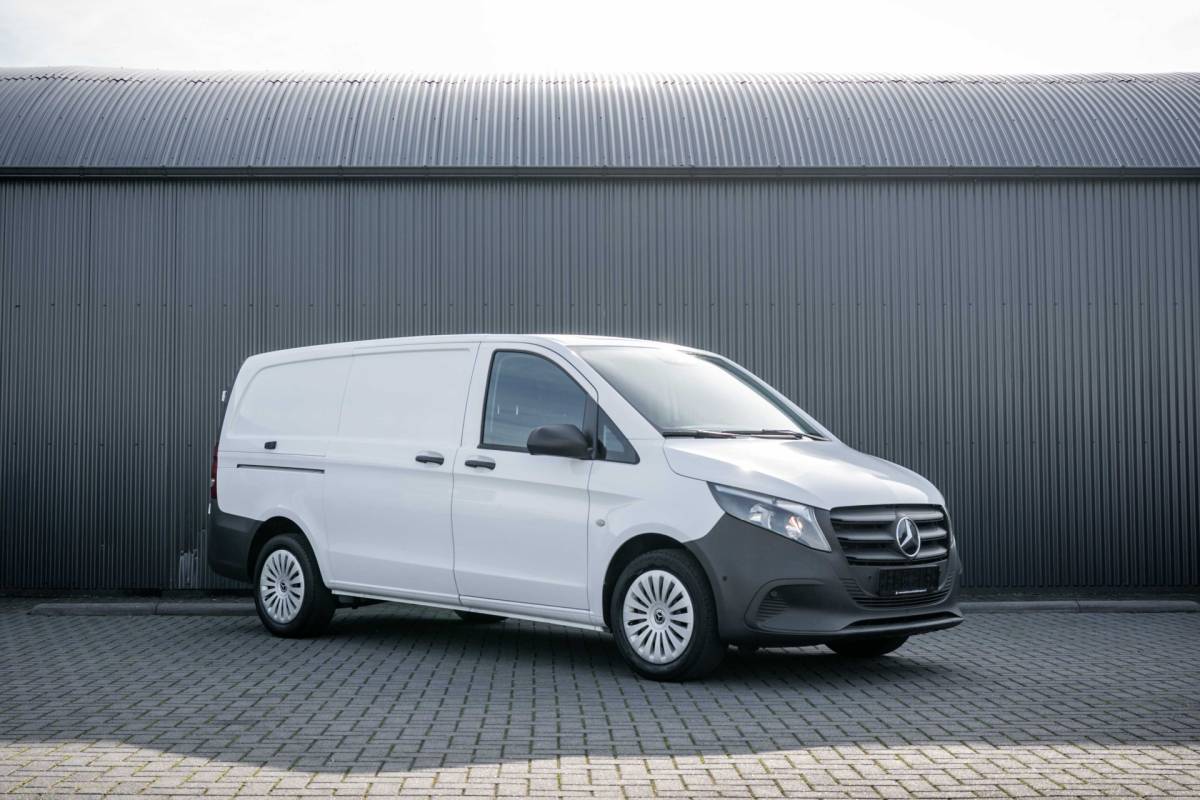 Mercedes-Benz Vito Mercedes-Benz Vito 116 CDI | Facelift | 3-Zits | Camera | Cruise | PDC | Stoelverw. | Airco