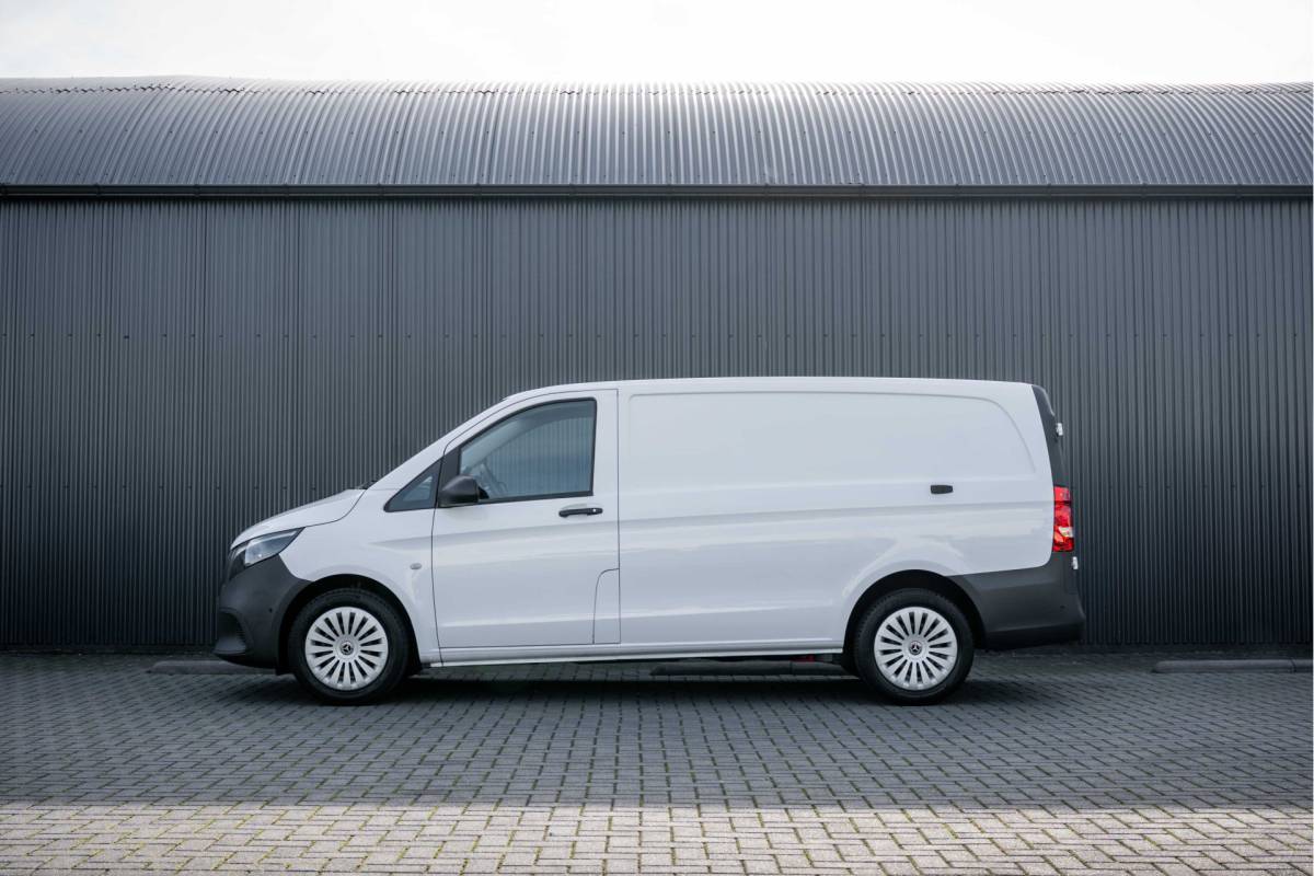 Mercedes-Benz Vito Mercedes-Benz Vito 116 CDI | Facelift | 3-Zits | Camera | Cruise | PDC | Stoelverw. | Airco