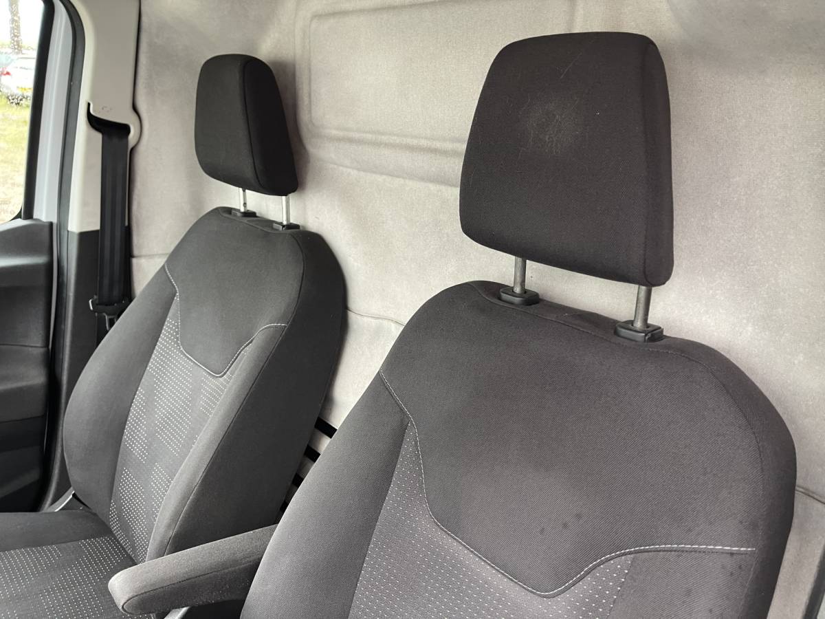 Ford Transit Courier Ford Transit Courier 1.0 Trend Start&Stop Airco.Cruise.Audio.Stoelverw.