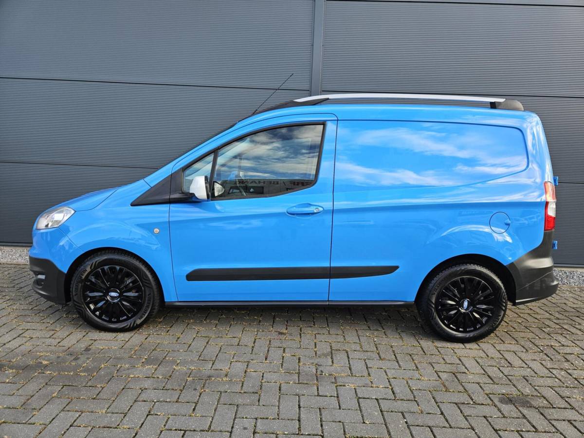 Ford Transit Courier Ford Transit Courier 1.5 TDCI Airco Navi Cruise EU 6