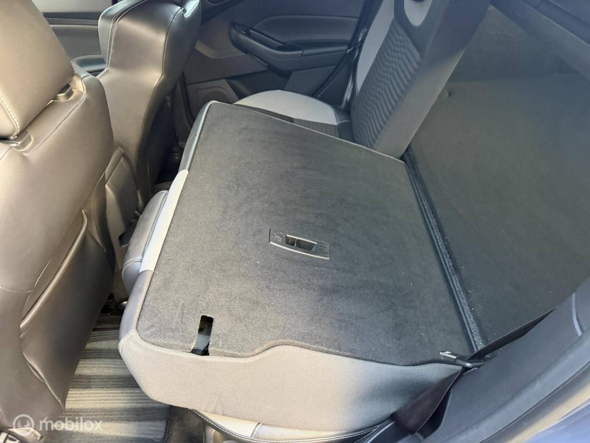 Ford Focus Ford Focus Wagon 2.0 ST TOPSTAAT! RECARO*CLIMA*CARPLAY*19INCH*CAMERA*VOL!!