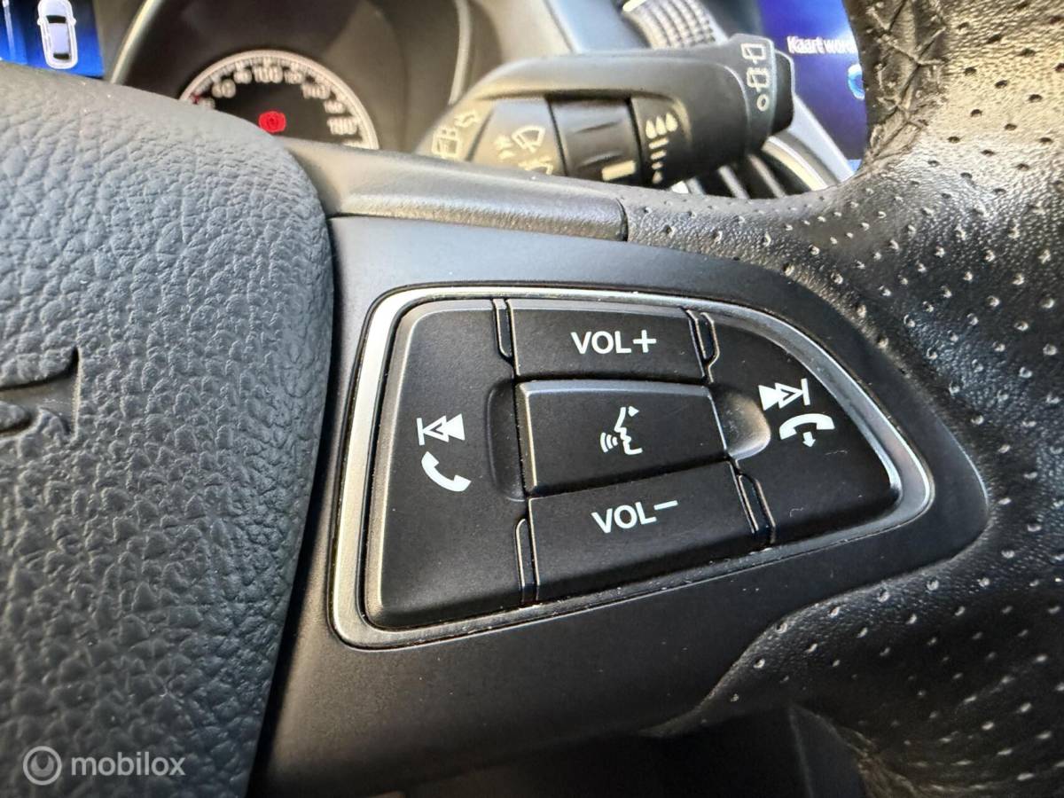 Ford Focus Ford Focus Wagon 2.0 ST TOPSTAAT! RECARO*CLIMA*CARPLAY*19INCH*CAMERA*VOL!!