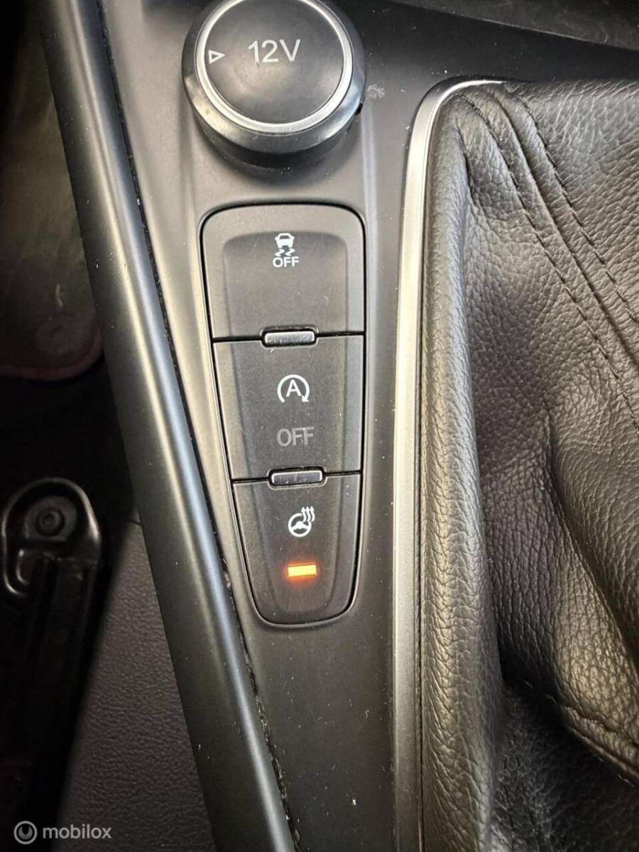 Ford Focus Ford Focus Wagon 2.0 ST TOPSTAAT! RECARO*CLIMA*CARPLAY*19INCH*CAMERA*VOL!!