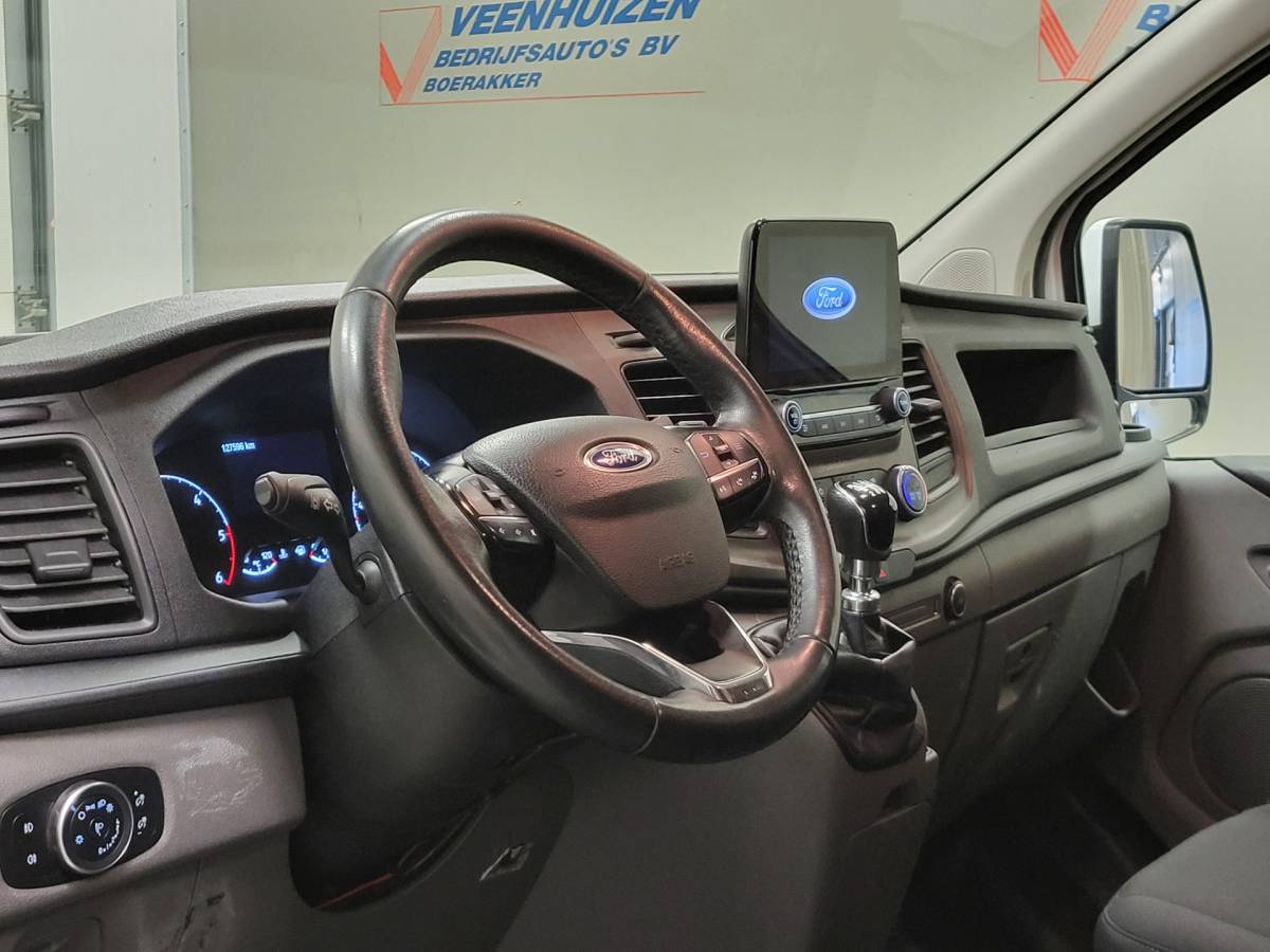Ford Transit Custom Ford Transit Custom 2.0TDCI L2/H1 Inrichting 3-Zits Euro 6!