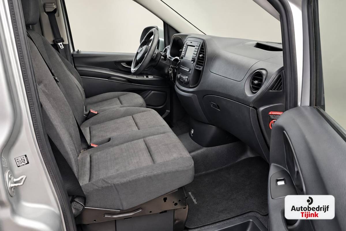Mercedes-Benz Vito Mercedes-Benz Vito 116 CDI Extra Lang DC Comfort | Automaat | 6-persoons | Trekhaak | Camera | Cruise | PDC |