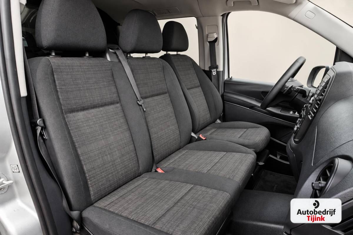 Mercedes-Benz Vito Mercedes-Benz Vito 116 CDI Extra Lang DC Comfort | Automaat | 6-persoons | Trekhaak | Camera | Cruise | PDC |