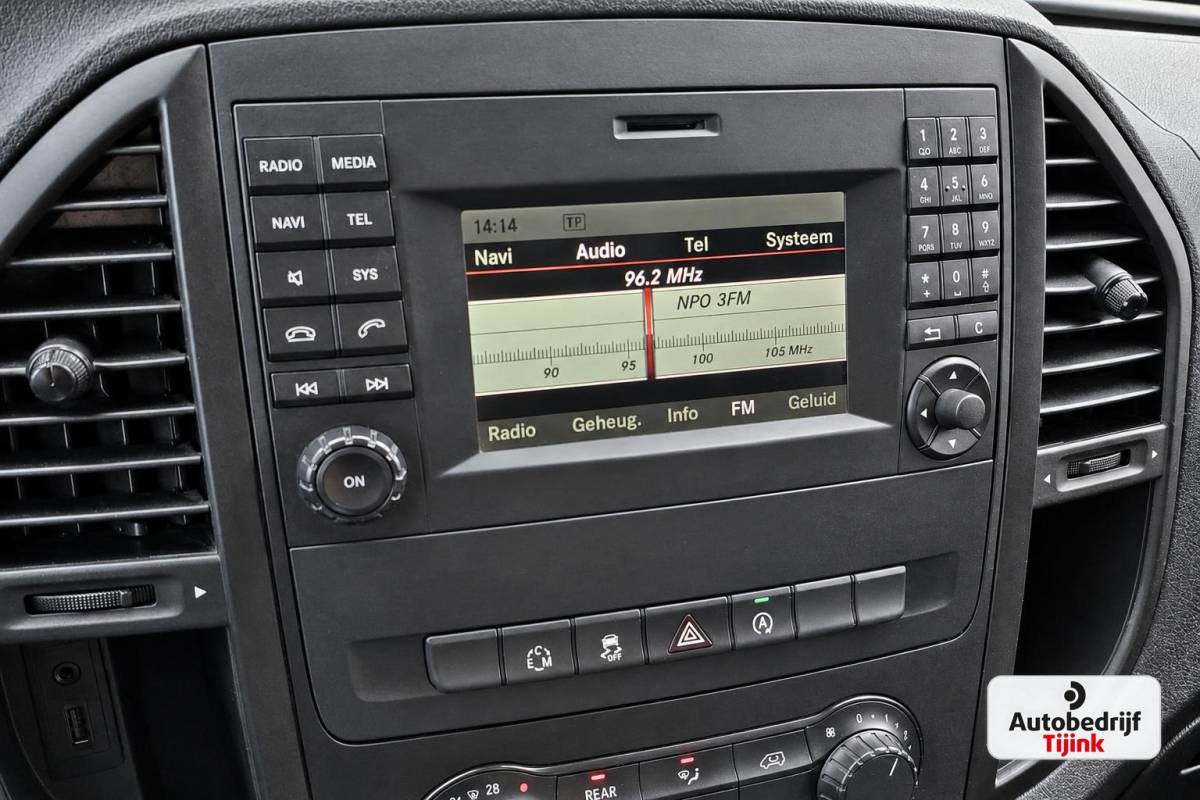 Mercedes-Benz Vito Mercedes-Benz Vito 116 CDI Extra Lang DC Comfort | Automaat | 6-persoons | Trekhaak | Camera | Cruise | PDC |