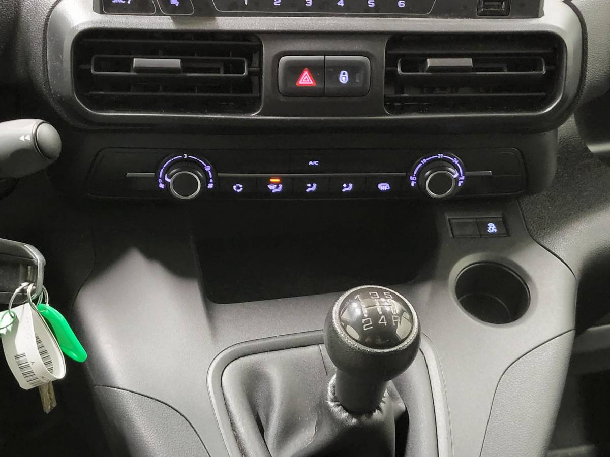 Peugeot Partner Peugeot Partner 1.5BlueHDI 100pk Euro 6!