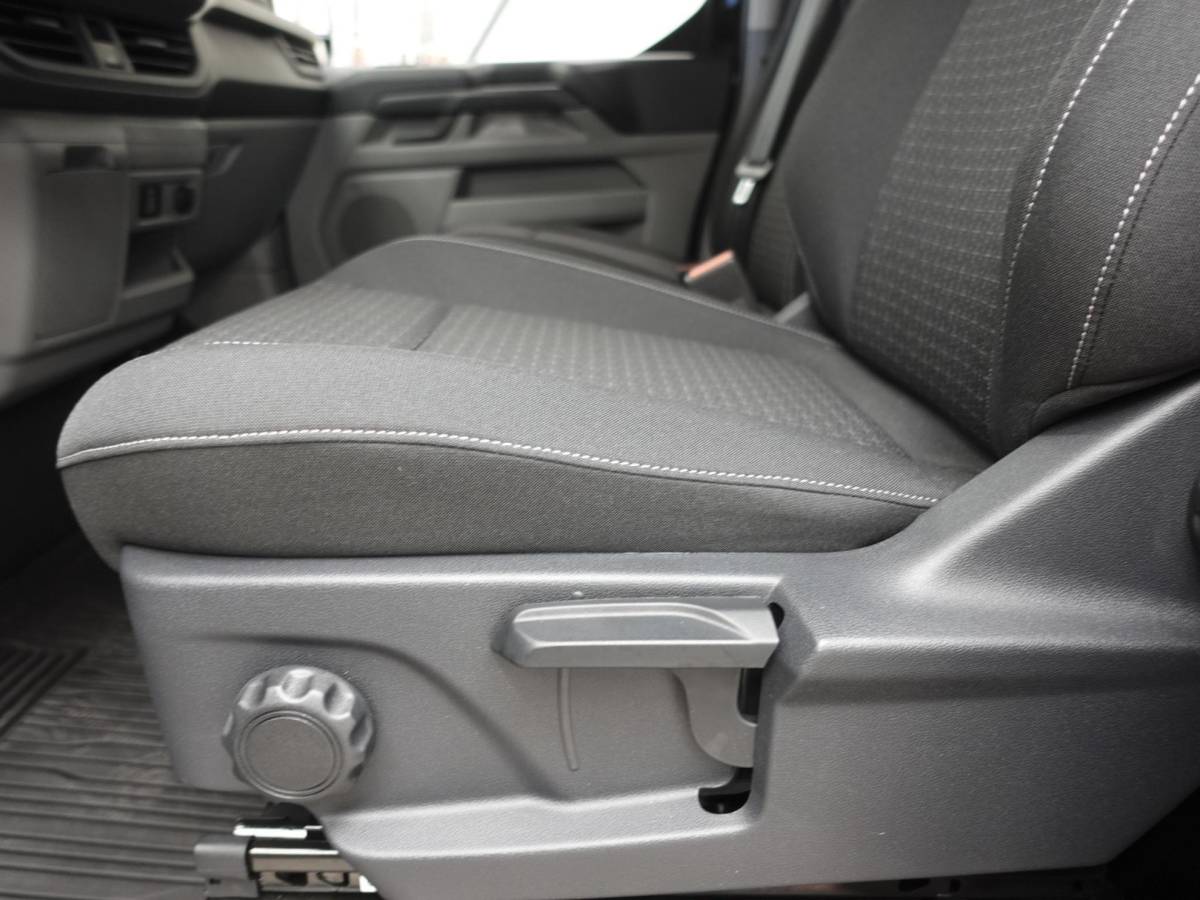 Ford Transit Custom Ford Transit Custom 300 2.0 TDCI L2H1 Trend Nieuw Model Automaat Airco Navigatie Cruise Control Camera Trekhaak
