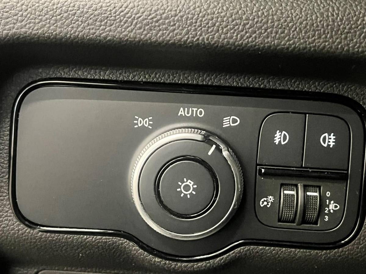 Mercedes-Benz Citan Mercedes-Benz Citan 110 CDI Base Airco