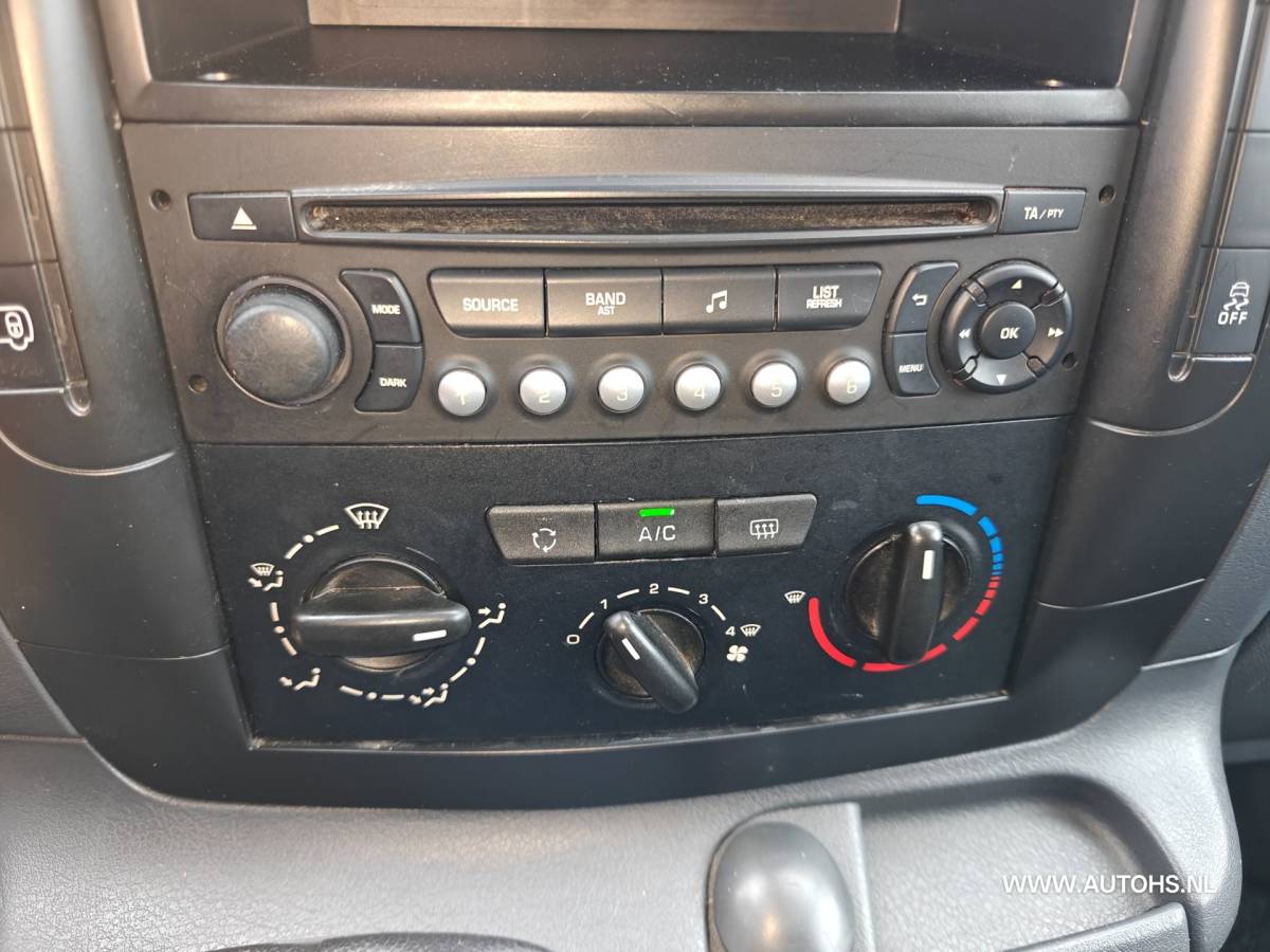 Peugeot Expert Peugeot Expert 229 1.6 HDI L2H1 , Lang , Airco , Apk okt. 2027 , nette bus