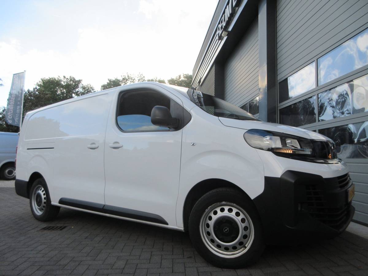 Opel Vivaro Opel VIVARO 2.0, 177pk, L3, Euro6, Airco, Navigatie, Stuurverwarming, PDC. 3-Zits.