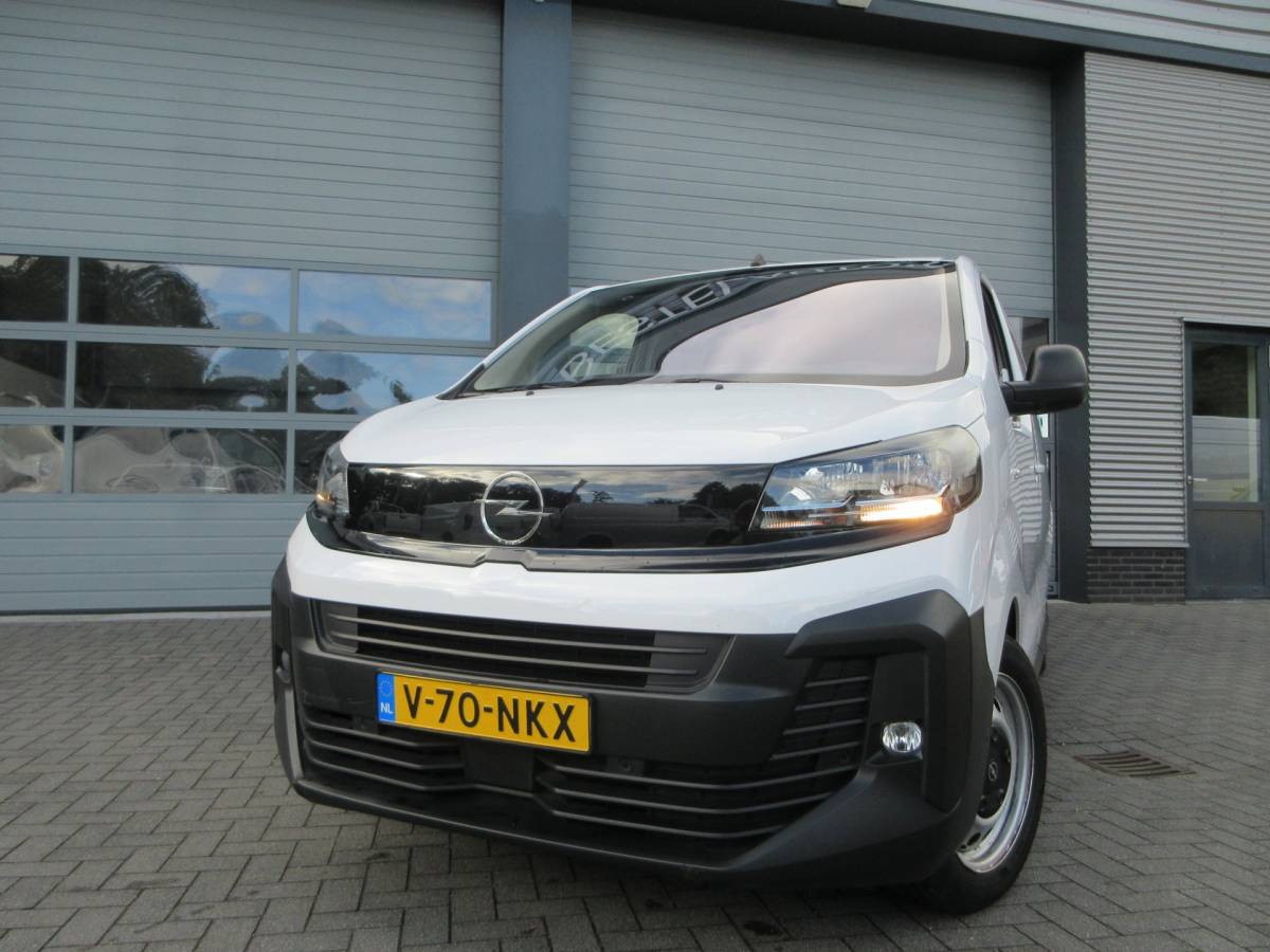 Opel Vivaro Opel VIVARO 2.0, 177pk, L3, Euro6, Airco, Navigatie, Stuurverwarming, PDC. 3-Zits.