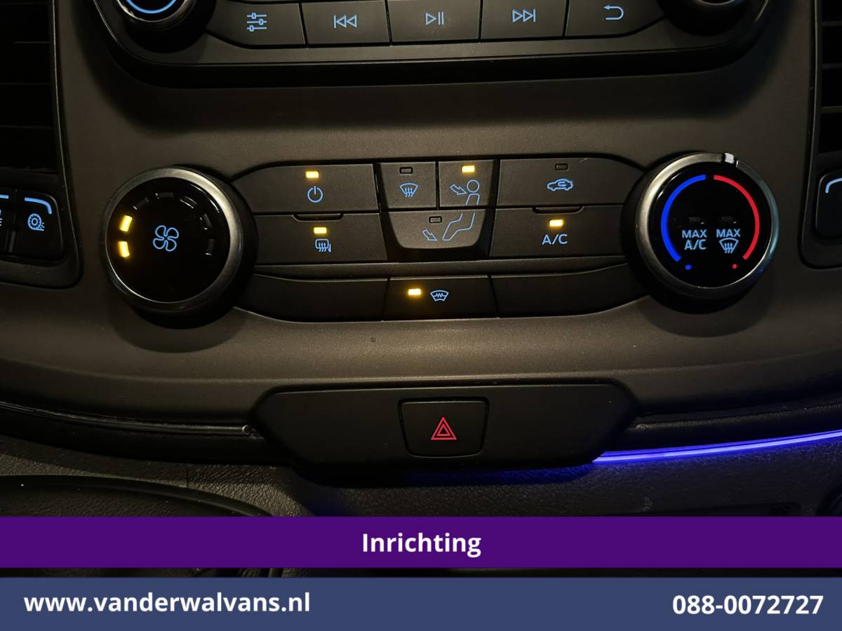 Ford Transit Custom Ford Transit Custom 2.0 TDCI L1H1 Inrichting Euro6 Airco | Camera | LED | Cruisecontrol | Verwarmde voorruit Parkeersensoren, Bijrijdersbank