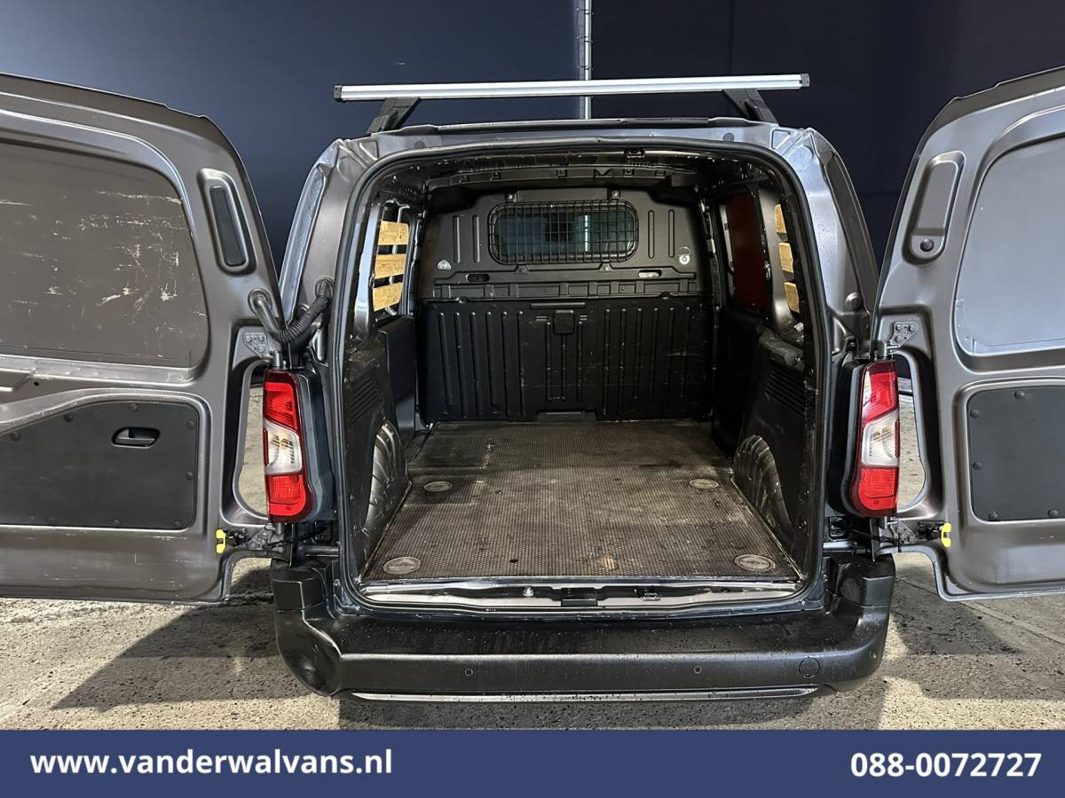 Citroën Berlingo Citroën Berlingo 1.6 BlueHDI 100pk L1H1 Euro6 Airco | Navigatie | Apple Carplay | Cruisecontrol | Sidebars Dakdragers, Android Auto, Parkeersensoren, Zijdeur
