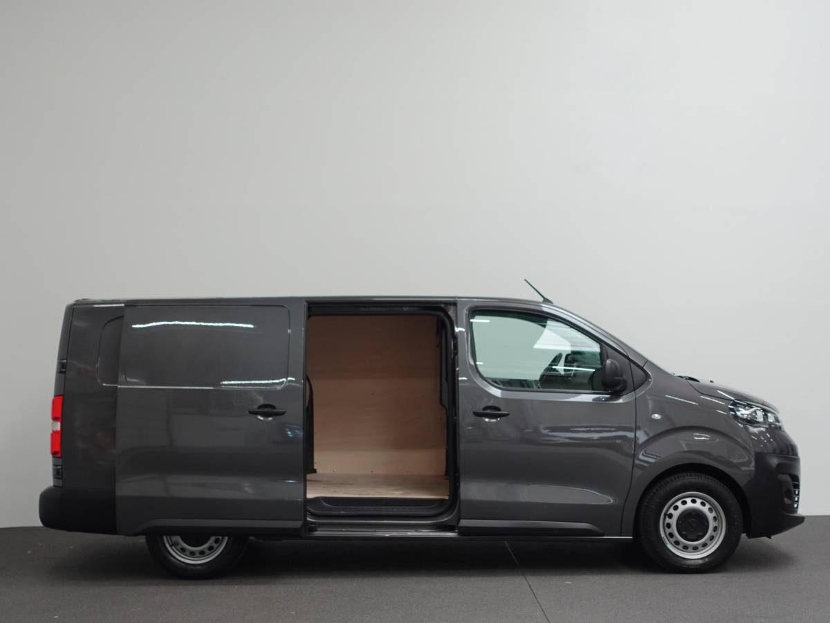 Opel Vivaro-e Opel Vivaro-e L3H1 Edition 75 kWh Automaat Airco Navigatie Cruise Control Camera