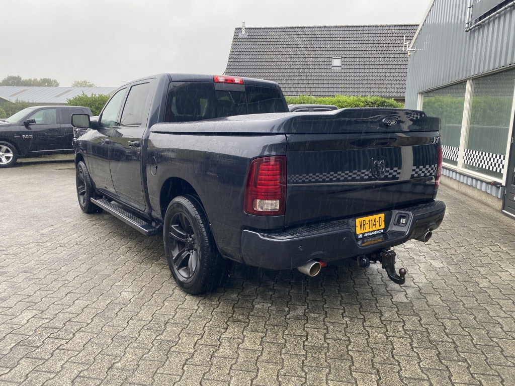Dodge Ram 1500 Dodge Ram 1500 5.7 V8 Sport N.A.P. Netjes !!