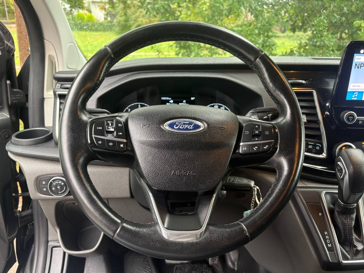 Ford Transit Custom Ford Transit Custom 300 2.0 TDCI L2H2 Limited 170PK|AUTOMAAT|airco|cruise|achteruitrijcamera|apple carplay|trekhaak|stoelverwarmin