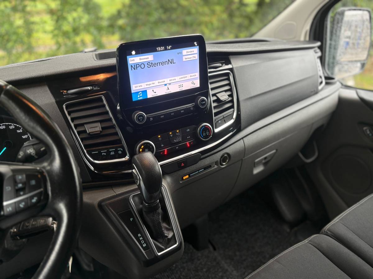Ford Transit Custom Ford Transit Custom 300 2.0 TDCI L2H2 Limited 170PK|AUTOMAAT|airco|cruise|achteruitrijcamera|apple carplay|trekhaak|stoelverwarmin
